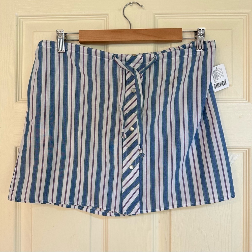 NWT UO Urban Renewal Remade Multi Stripe Snap Front Shirting Mini Skirt